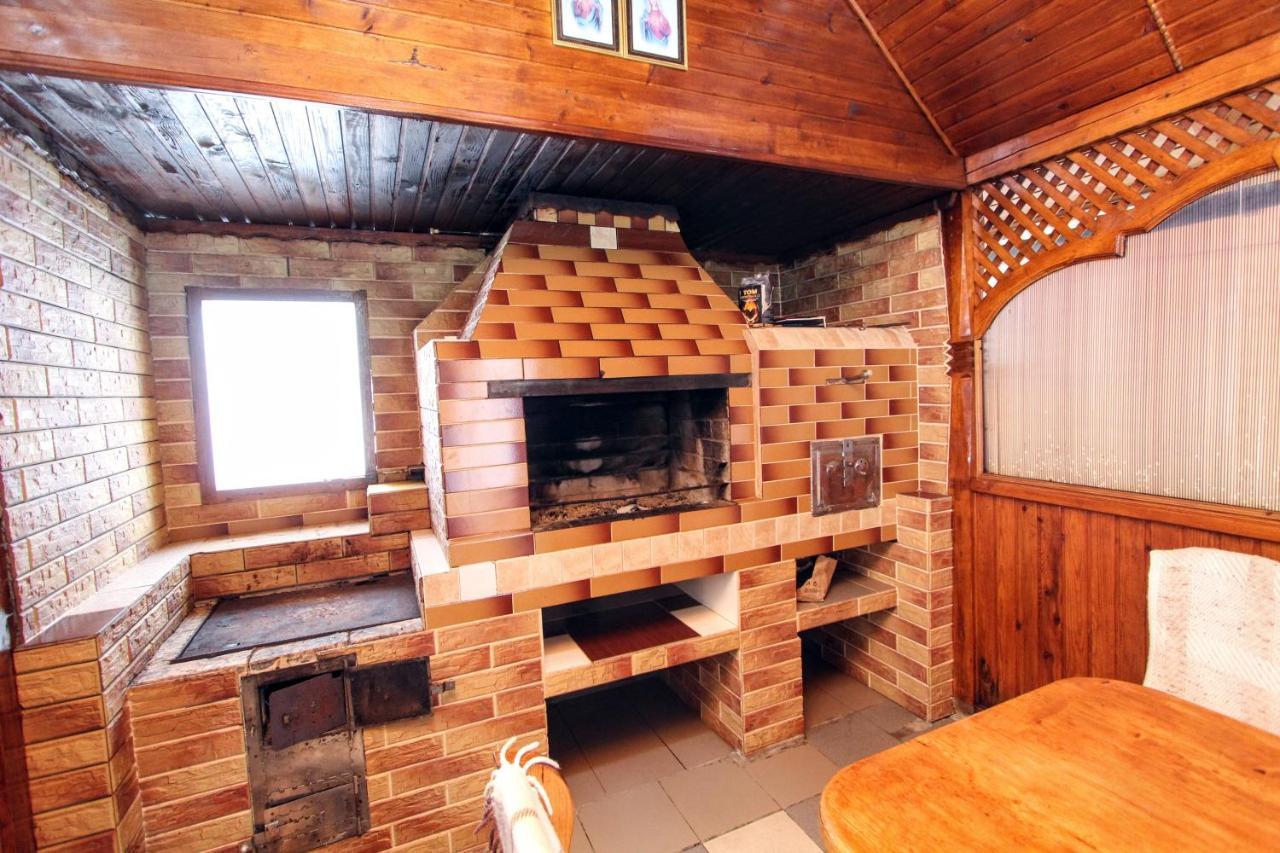 Cottage "Kliverent" Yaremche Exterior foto