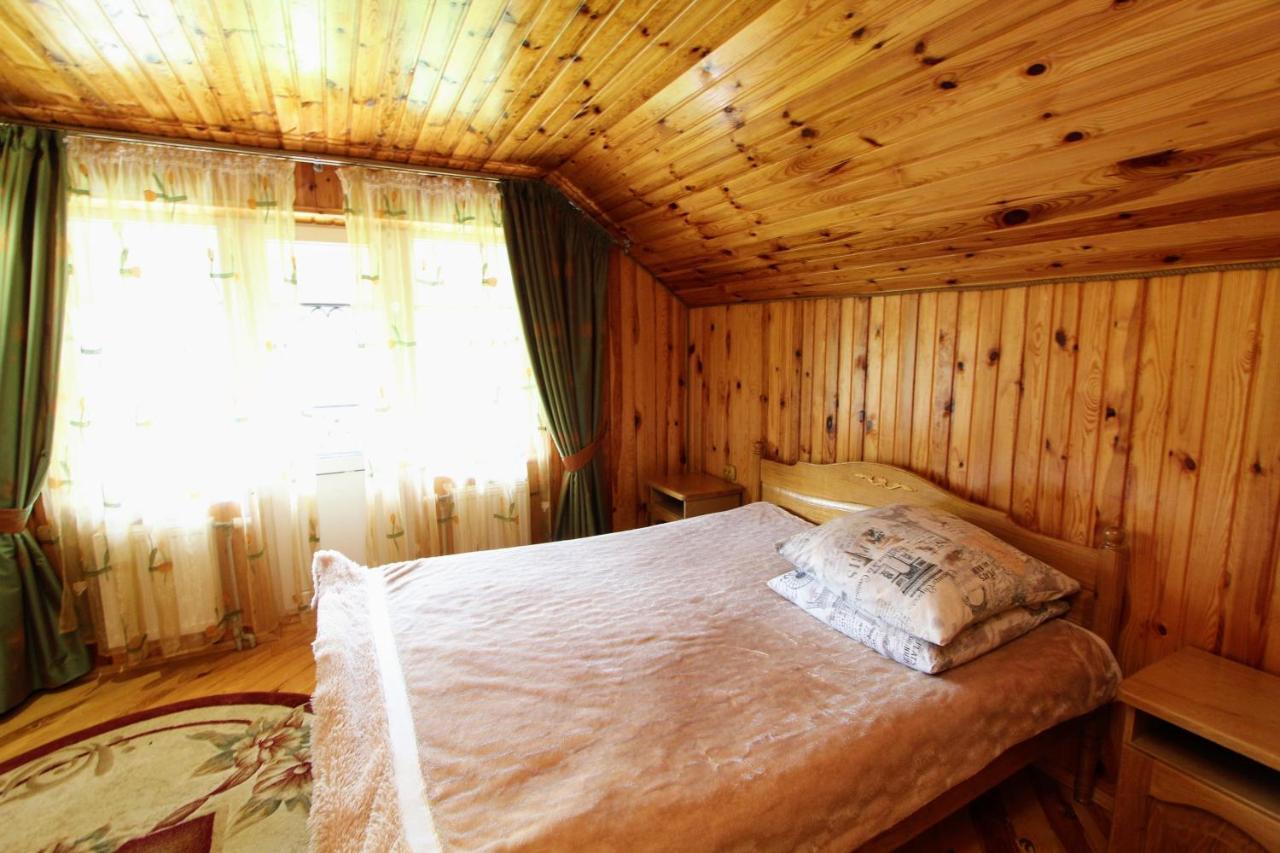 Cottage "Kliverent" Yaremche Exterior foto
