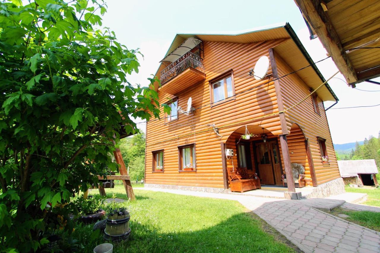 Cottage "Kliverent" Yaremche Exterior foto
