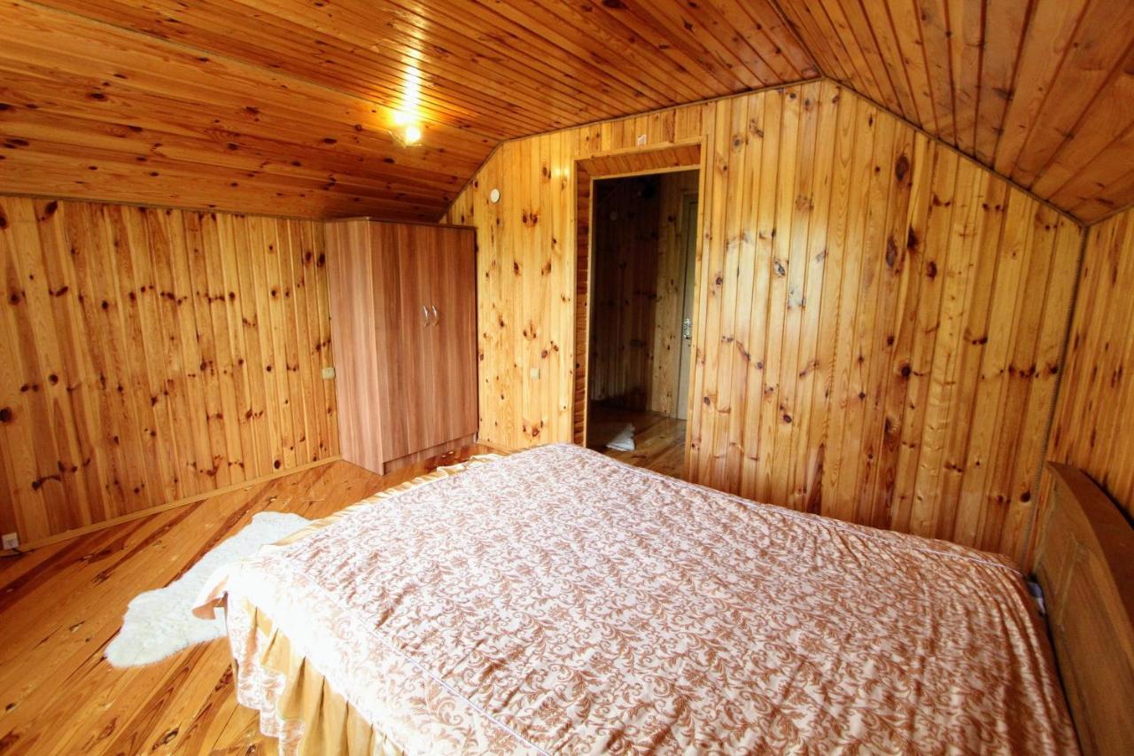 Cottage "Kliverent" Yaremche Exterior foto